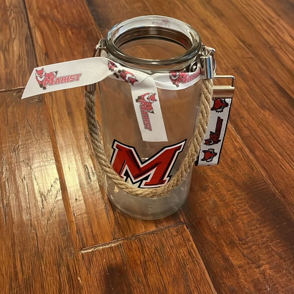 Marist College Red Foxes Nike Tank Top, Banner, Jar, Keychain, Magnets, Flags. - Picture 11 of 16